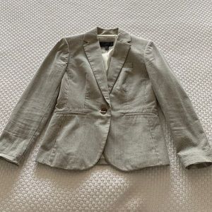 J. CREW ALFIE BLAZER
Size 0P. Cream and blazer skinny stripe blazer.  Lined.